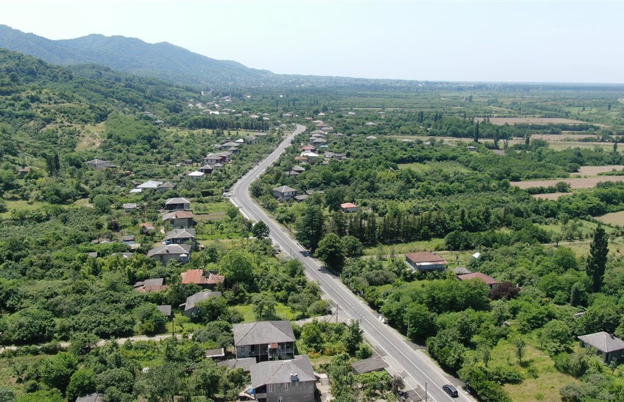 საერთაშორისო მნიშვნელობის სამტრედია-ლანჩხუთი-გრიგოლეთის საავტომობილო გზის კმ21-კმ27 მონაკვეთის სარეაბილიტაციო სამუშაოები დასრულდა