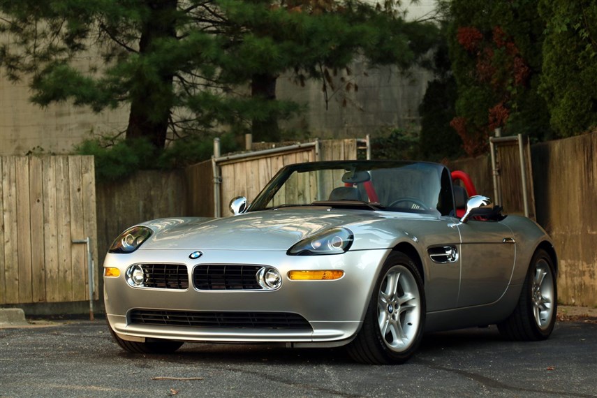 BMW Z8-წარსულის გაცოცხლება