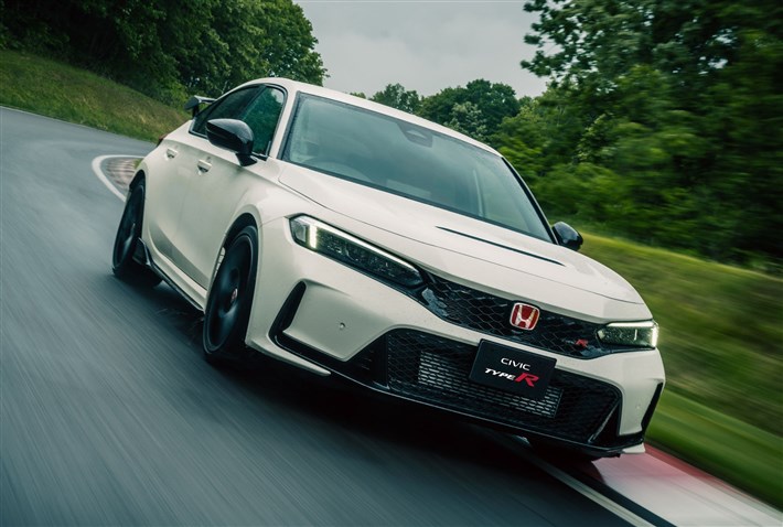 2023 წლის Honda Civic Type R-ი აქაა - მეტი სიმძლავრე და მექანიკური კოლოფი