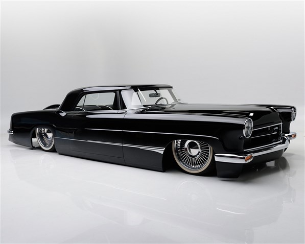 შეკვეთით დამზადებული 1956 წლის Lincoln Continental-ი 850 ცხენის ძალით