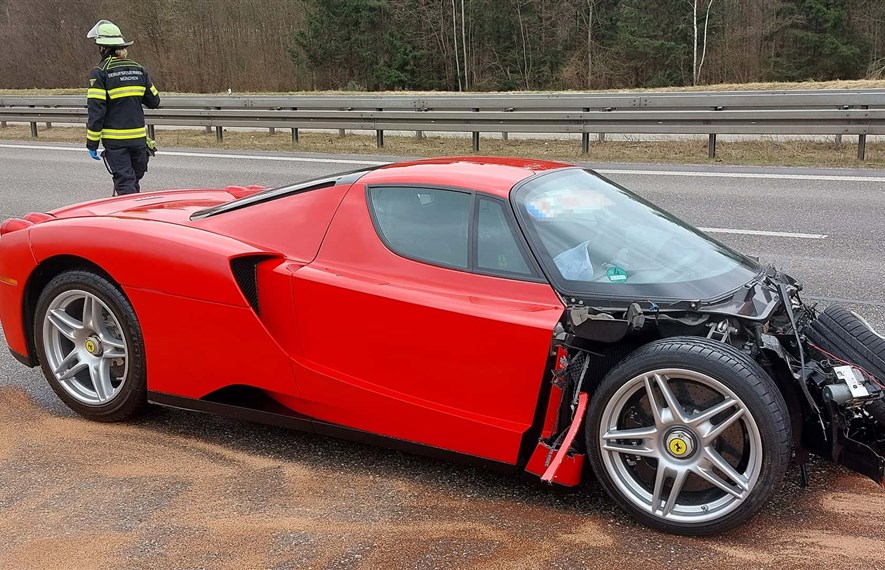 ავარია, Ferrari, Enzo