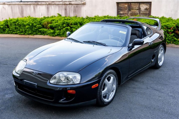 1995 წლის Toyota Supra Turbo აუქციონზე იყიდება