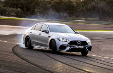 Mercedes-AMG C63 S-ში ორტურბინიანი V8 მოათავსეს?