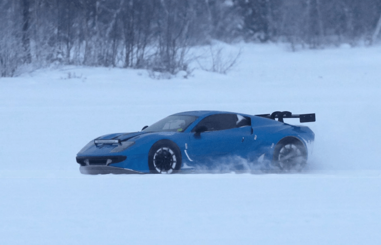 Alpine-ის ახალი „სპორტქარი“ 911-სთვის დიდების მოსაპარად ემზადება