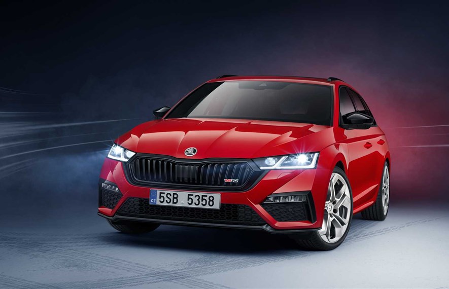 2021 წლის Skoda Octavia RS-ის დებიუტი TSI და TDI ძრავებით შედგა